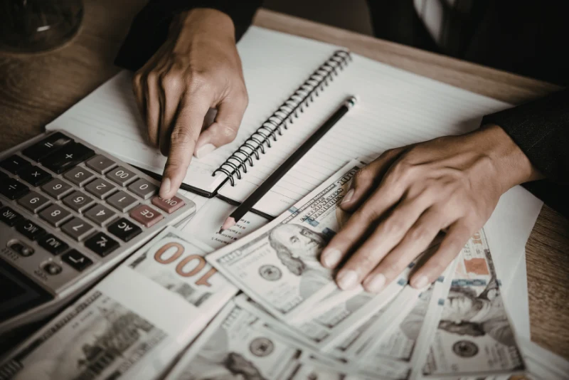 Calculator and checklist for US-Thailand expat tax compliance in 2026