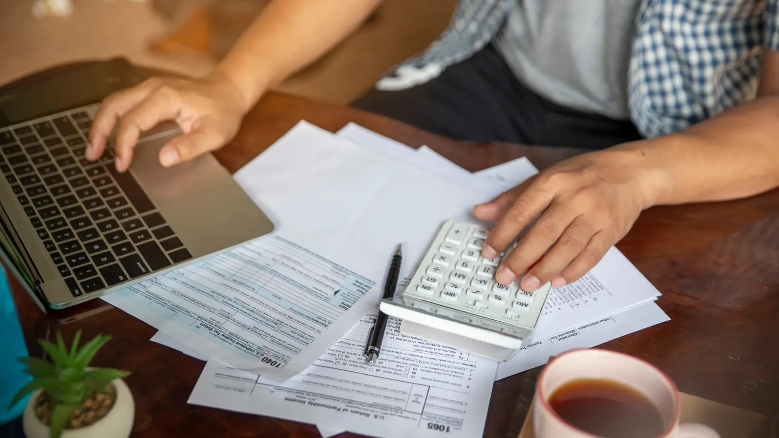 Tax forms for filing US taxes from Japan